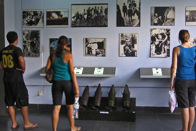 1-Day Ho Chi Minh City & Cu Chi Tunnels-Deluxe Group Of 10 Max - Lunch and the road to Ben Duoc