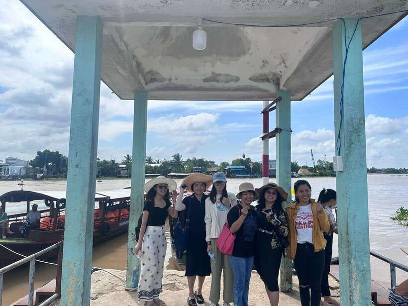 1-Day Mekong Delta | Cai Be - Vinh Long - The 7:30 AM departure and the ride south