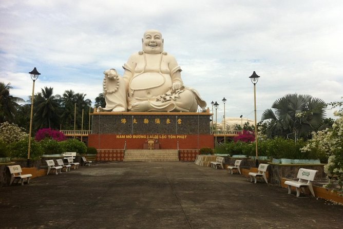 1-Day Mekong Delta Deluxe Tour: My Tho & Ben Tre (Max 10) - Fruit gardens and Đờn Ca Tài Tử add sound and taste