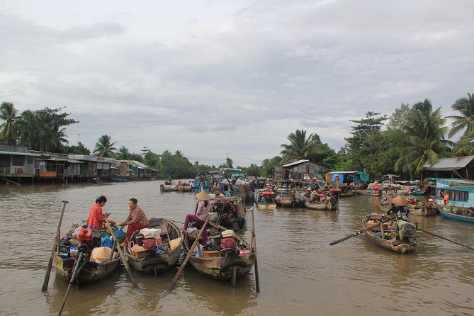 1-day Mekong Delta Tour: Cai Be Market, Local Island and Cycling - Food is more than a lunch stop