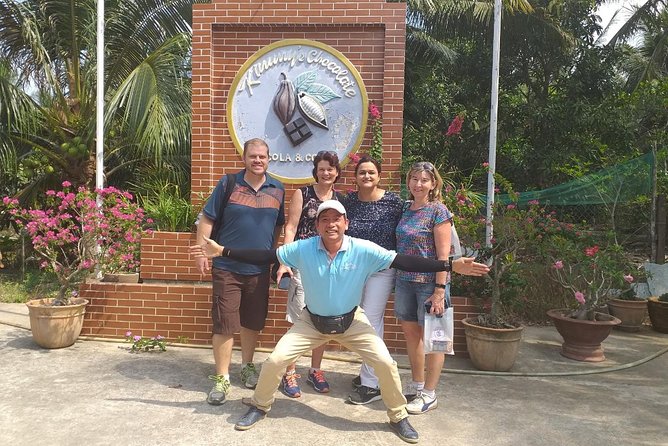 1-Day Mekong Delta Tour: Less-Touristy Cai Be & Vinh Long(Max 10) - Cooking Mekong lunch with the group