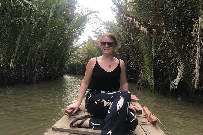 2-Day Mekong Delta Tour with Homestay - Vinh Trang Pagoda gives the first day a cultural start
