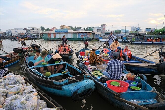 3D2N Mekong Delta Tour: Cycling – Kayaking – Floating Market - Cai Rang Floating Market at 6:00