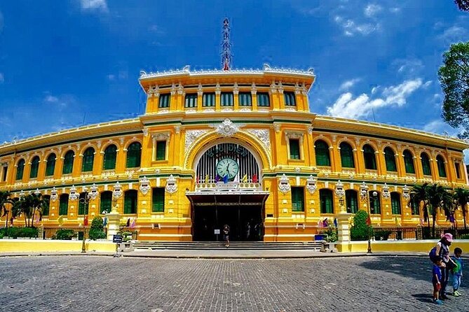 5-Day Best of Southern Vietnam: Cu Chi Tunnels & Mekong Delta - The guide can make the difference