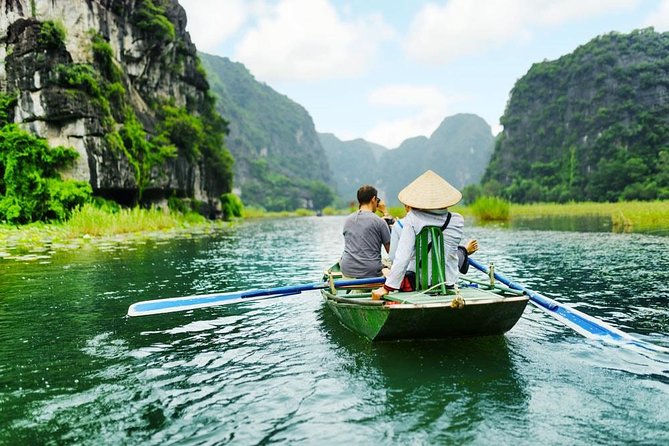7 Days Package in Vietnam - Day 4: an overnight Ha Long Bay cruise