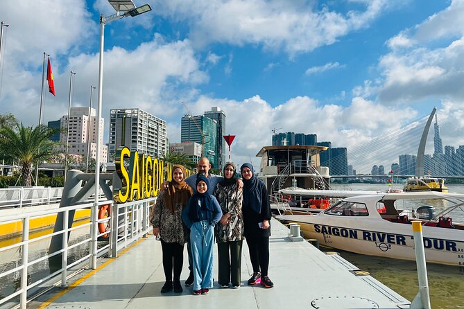 Authentic Mekong Delta Tour With Local Experts By SpeedBoat - A seven-course lunch at Nhà Hàng Diễm Phượng