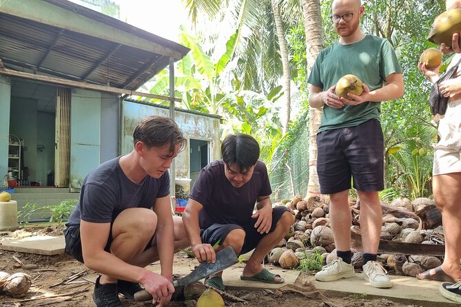 Ben Tre: Scooter, Culture, Sailboat and Mekong Food (Half Day) - Ben Tre market, fruit tasting, and backstreets