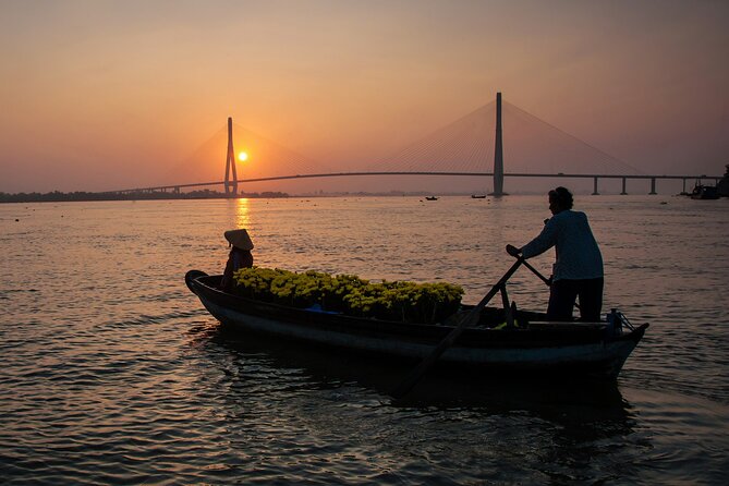 Boat tour on Mekong river see the sunset, small canal, Vegan dinner, street food - Vegan dinner, then more time for food