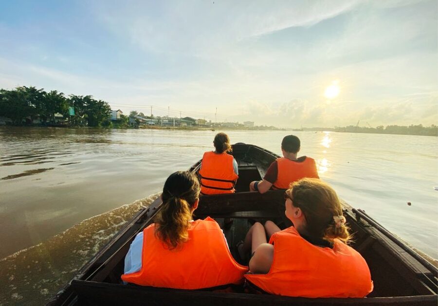 'Cai Rang' Floating Market 2-Day Tour With Biking & Boating - Should you book the Cai Rang two-day tour?