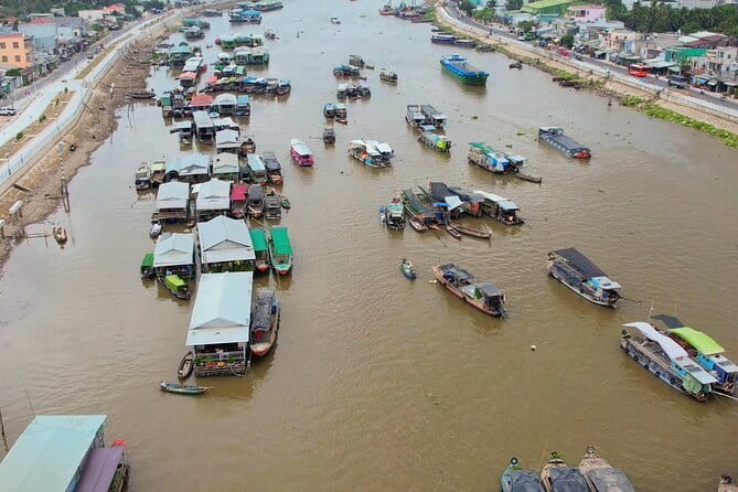 Cai Rang Floating Market Tour & Rural Cycling - An Bình fruit farms and rural cycling