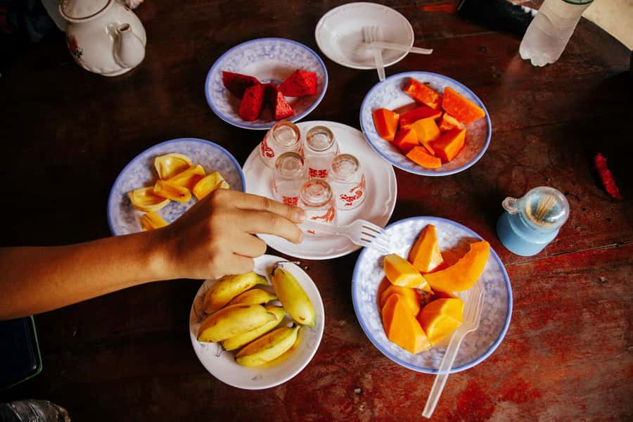 Can Tho: A Real Mekong Tour, Floating Market, Cacao & Life's - The quiet canal route
