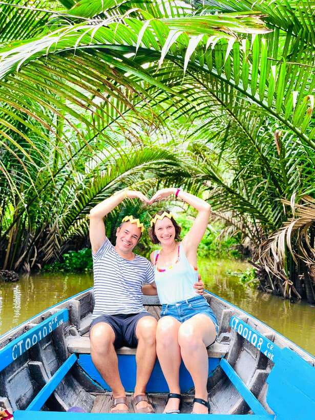 Can Tho: Authentic Floating Market, Wild Canal system, Cocoa - Why the 7:00 AM market window works