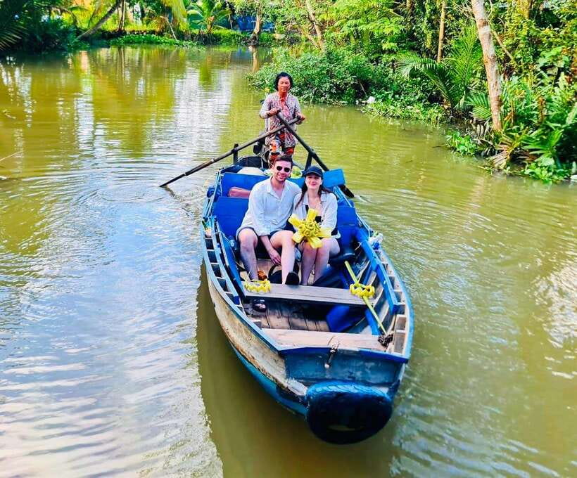 Can Tho: Authentic Floating Market, Wild Canal system, Cocoa - From market noise to narrow green canals