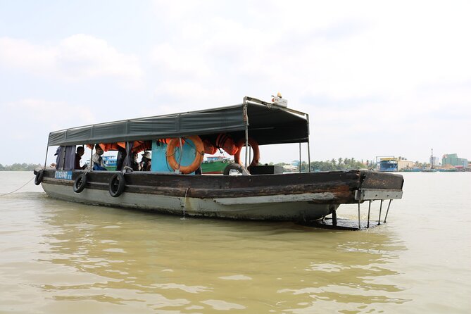 Can Tho day tour: fruit garden&floating fish farm in Son islet - Fruit orchards where the season sets the menu
