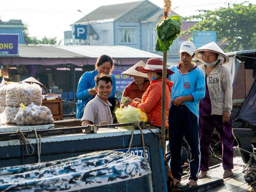 Can Tho: Explore Mekong, Floating Market, Cacao & Local Life - Cai Rang Floating Market, breakfast included