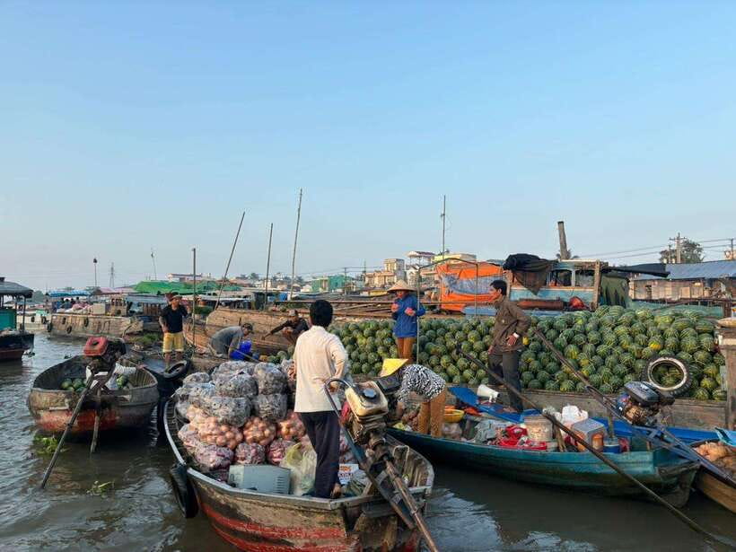 Can Tho: Floating Market, Canal, Cacao Farm & Mekong' Life - Breakfast where the river is your table