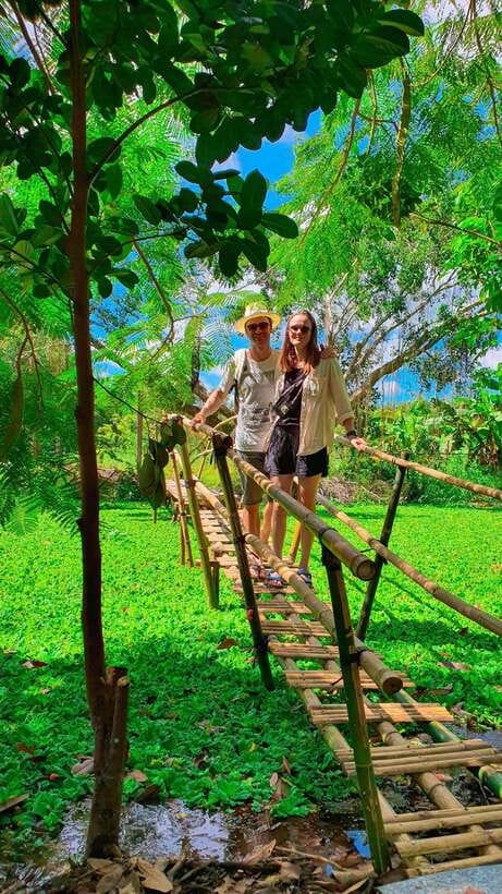 Can Tho: Floating Market & Lung Ngoc Hoang Nature Reserve - A Khmer pagoda and a quieter cultural stop