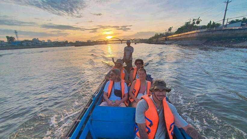 Can Tho: Floating Market & Mekong's Legacy( About 6 Pax) - What the $26 price really covers