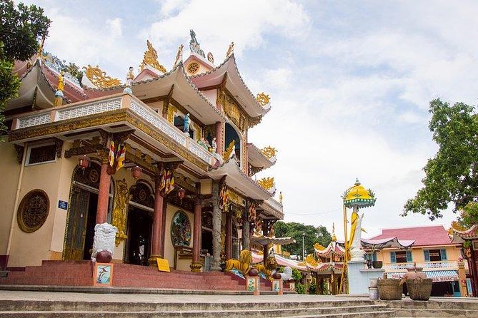 Cao Dai Temple And Black Lady Mountain Day Tour - Should you book the Cao Dai and Black Lady Mountain tour?
