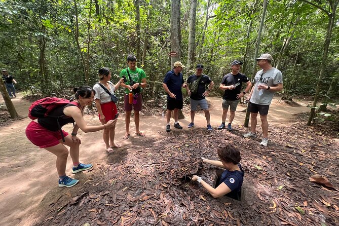 'Cost-Saving' Cu Chi Tunnels & Mekong Delta 1-Day Tour - The small rowing boat through the water coconut canal
