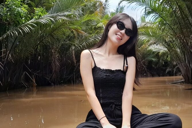 Crawl and Paddle Full day Cu Chi Tunnels and MeKong Delta - Entering the Ben Duoc Cu Chi Tunnels