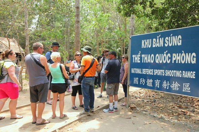 Cu Chi Luxury Group Tour - Tapioca and Cake Half Day - A possible craft stop on the road