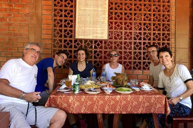 Cu Chi Tunnels and Mekong Delta 1 Day Full Day tour - What the guide adds