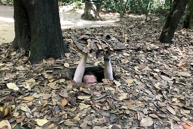Cu Chi Tunnels - Cao Dai Temple and the Black Virgin Mountain - Private Tour - Lunch before Ba Den Mountain