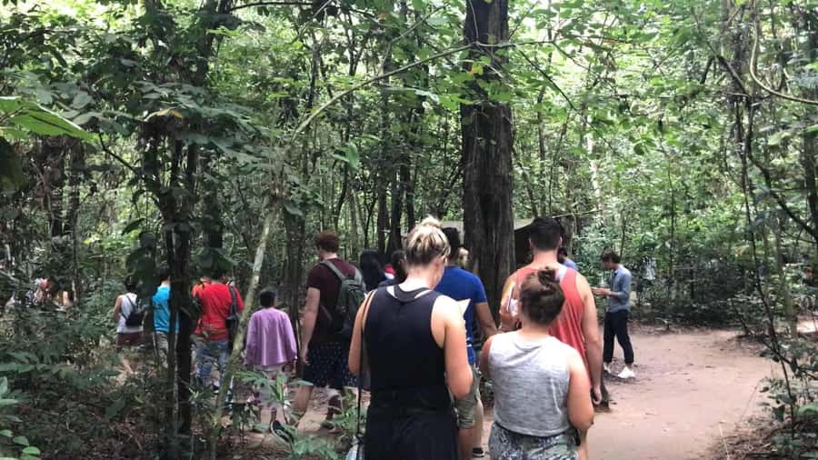 Cu Chi Tunnels Guided Tour: Vietnam War History Half-Day - What the guides add