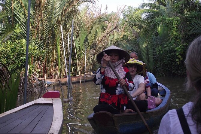 Cu Chi Tunnels - Mekong Delta Full Day Tours - Going underground at the Cu Chi Tunnels