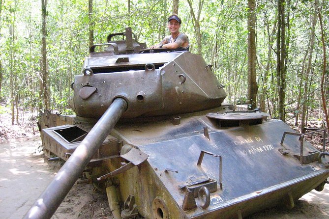 Cu Chi Tunnels & Mekong Delta Tour with VIP Limousine Transfer - Guides make or break a packed schedule