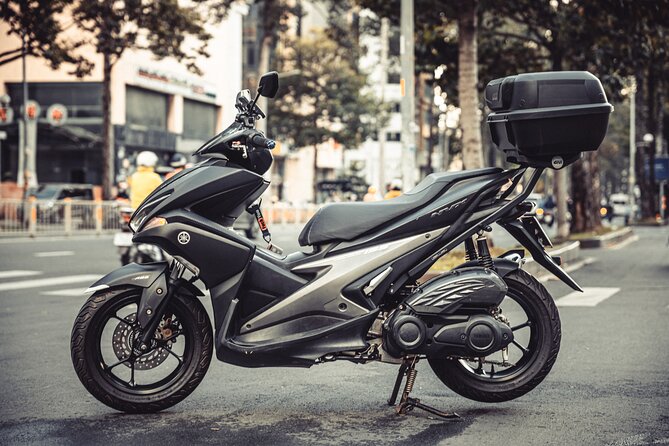D1 Motors - Facing Ho Chi Minh City traffic