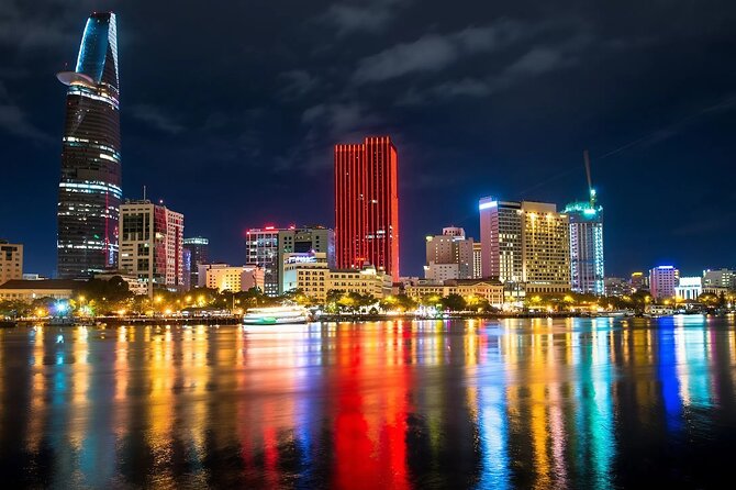 Dinner On Cruise In Ho Chi Minh City With Private Table - Celebrations, music, and the evening mood