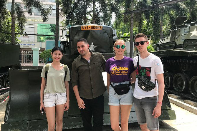 Discover Saigon Main Sights by Walking - What the guides add to the experience