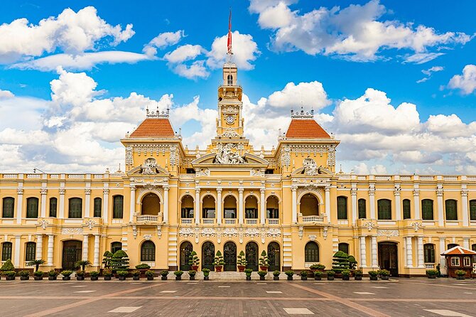 Essential Saigon Walking Tour: All Must-see - The Opera House and the city’s former elite