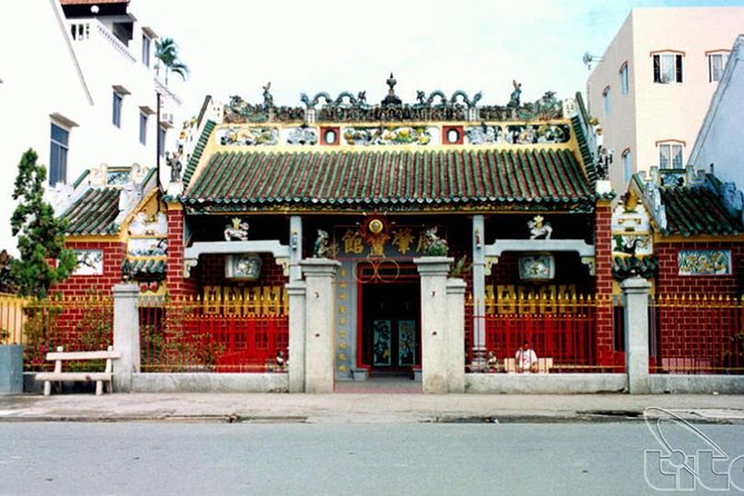 Explore Can Tho City tour combine Local Food tour - in afternoon - Ninh Kieu Quay and Can Tho’s evening landmarks