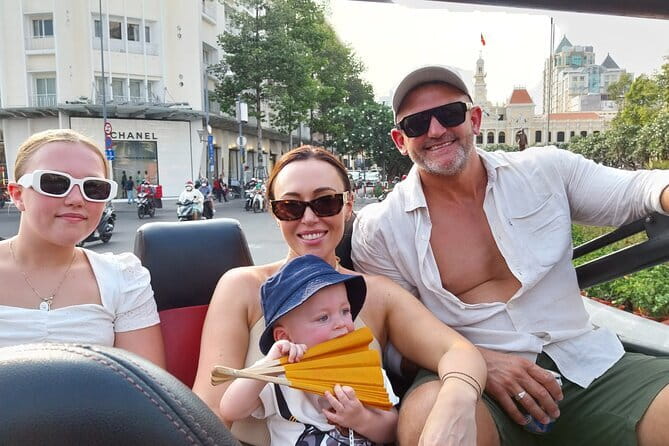 Explore HCMC by US Army Jeep: History & Food - Reunification Palace and the story of Saigon