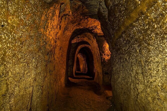 Exploring Ho Chi Minh City and Cu Chi Tunnels - Key points at a glance