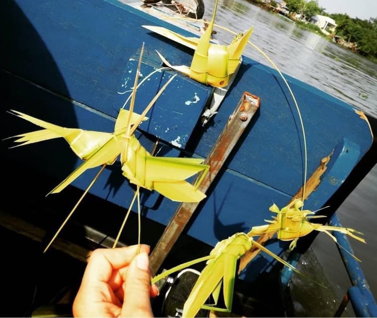 floating market boat trip everyday - Language, access, and practical details