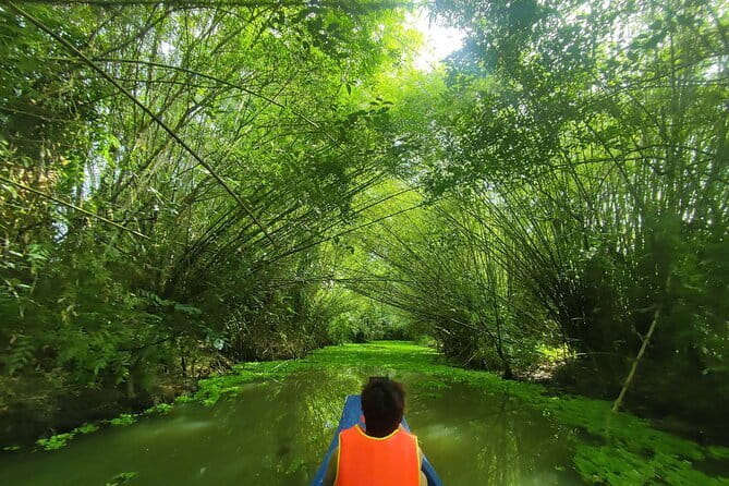 Floating Market & Hidden Canals – Small Group Morning Boat Tour - Quiet canals away from the main trading area