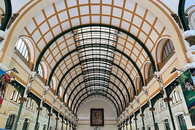 [Free E-sim] Half Day Guided Tour in Ho Chi Minh City - A 15-minute look at Notre Dame Cathedral