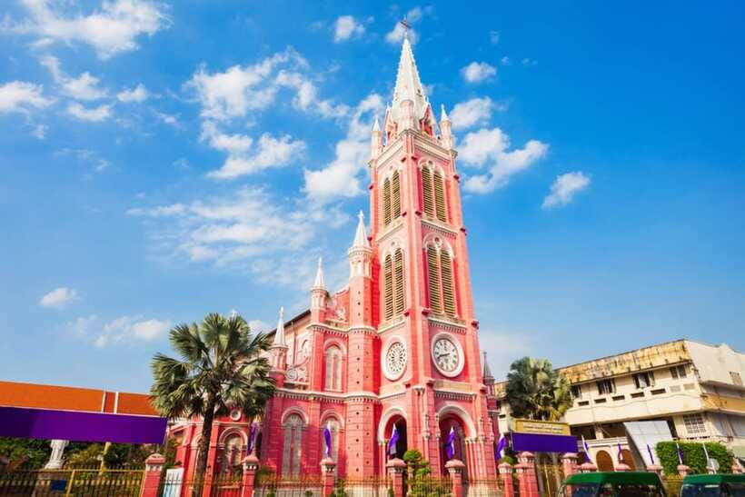 Free E-Sim Ho Chi Minh City: Pagodas and Coffee Corners Tour - Walking, clothing, and comfort