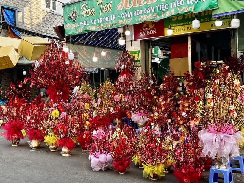 Free E-Sim Saigon Hidden Gems Tour with Local Guide - Why this tour shows you a different Saigon