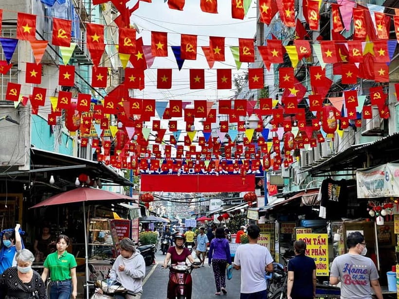 Free E-Sim Saigon Hidden Gems Tour with Local Guide - Starting at Ben Thanh Market