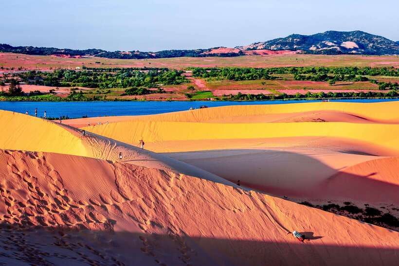 From HCM: 2-Day Mui Ne Highlights Trip with Overnight Stay - Dia Rock Beach and the first taste of Mui Ne
