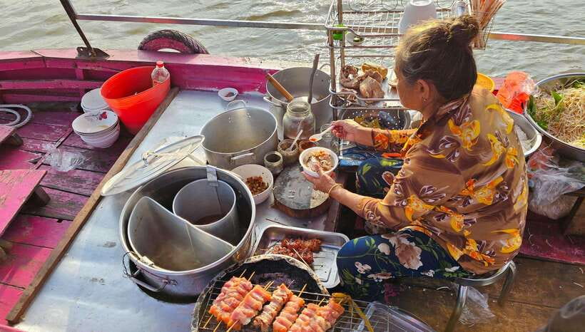 From HCM: Mekong Delta Can Tho Floating Market 2-Day Tour - Cai Rang Floating Market at 6:30 AM
