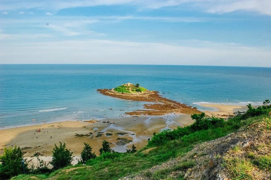 From HCM: Vung Tau Beach - Relax At A Beautiful Beach - The ride back and Long Thanh Cow Milk Rest-stop