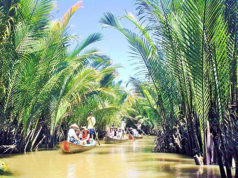 From Ho Chi Minh City: Mekong Discovery Tour - Tropical fruit on a garden island
