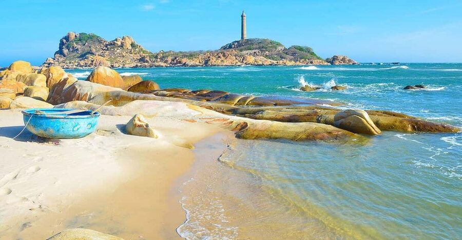 From Ho Chi Minh City: Relax In Mui Ne Beach In 1 Day - Lunch with a sea view