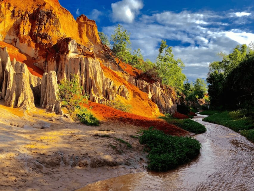 From Ho Chi Minh City: Relax In Mui Ne Beach In 1 Day - Guide languages and group choices